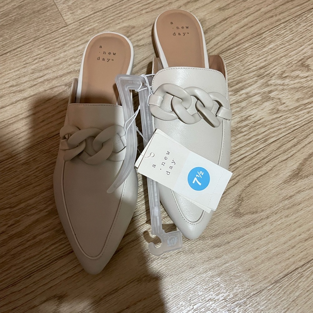 A New Day Women's White Chain Mules